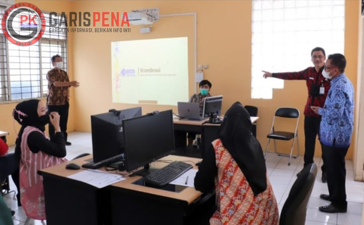 FOTO : Kepala Dinas Kominfo Muhammad Faisal (batik merah) hadir secara langsung dalam kegiatan SIDA kemarin.