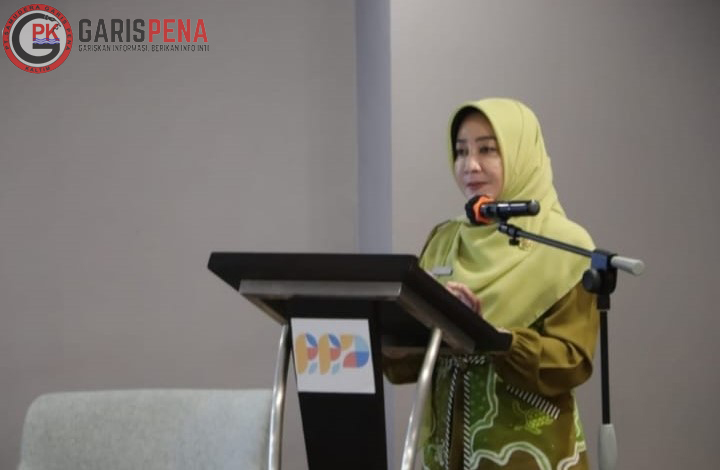 FOTO : Bupati Sri Juniarsih membeberkan, Realisasi pendapatan dan proyeksi pendapatan daerah Kabupaten Berau tahun 2021.