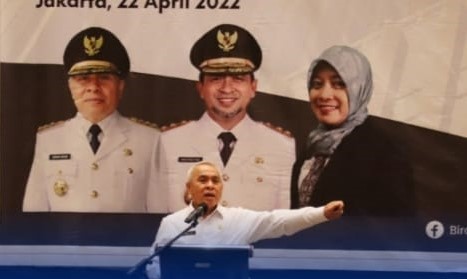 FOTO : Gubernur Kaltim H Isran Noor saat memberikan dalam rakor kemarin.