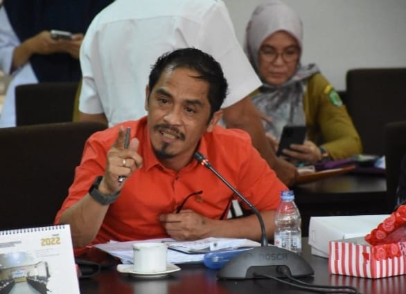 FOTO : Ketua Pansus LKPj, DPRD Kaltim Martinus