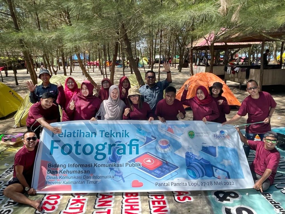 LATIH SDM: Diskominfo Kaltim terus meningkatkan kualitas SDM-nya, salah satunya dengan pelatihan fotografi