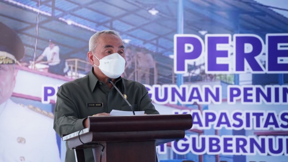 FOTO : Gubernur Kaltim, H Isran Noor