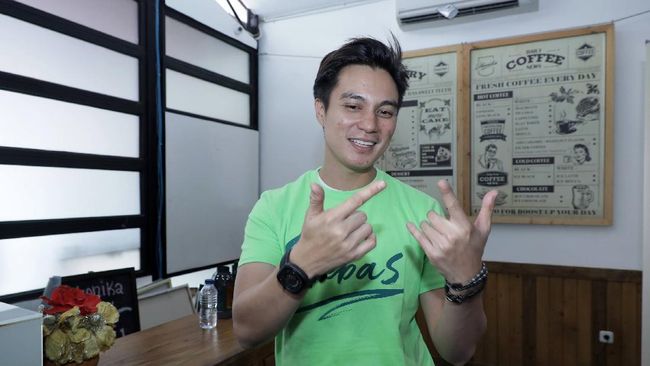 Baim Wong mengaku salah dan tak banyak mengerti perihal Intellectual Property (IP) atau kekayaan intelektual atas nama Citayam Fashion Week yang ia daftarkan sebelumnya ke Dirjen Kekayaan Intelektual (DJKI). (Ismail/detikFoto)