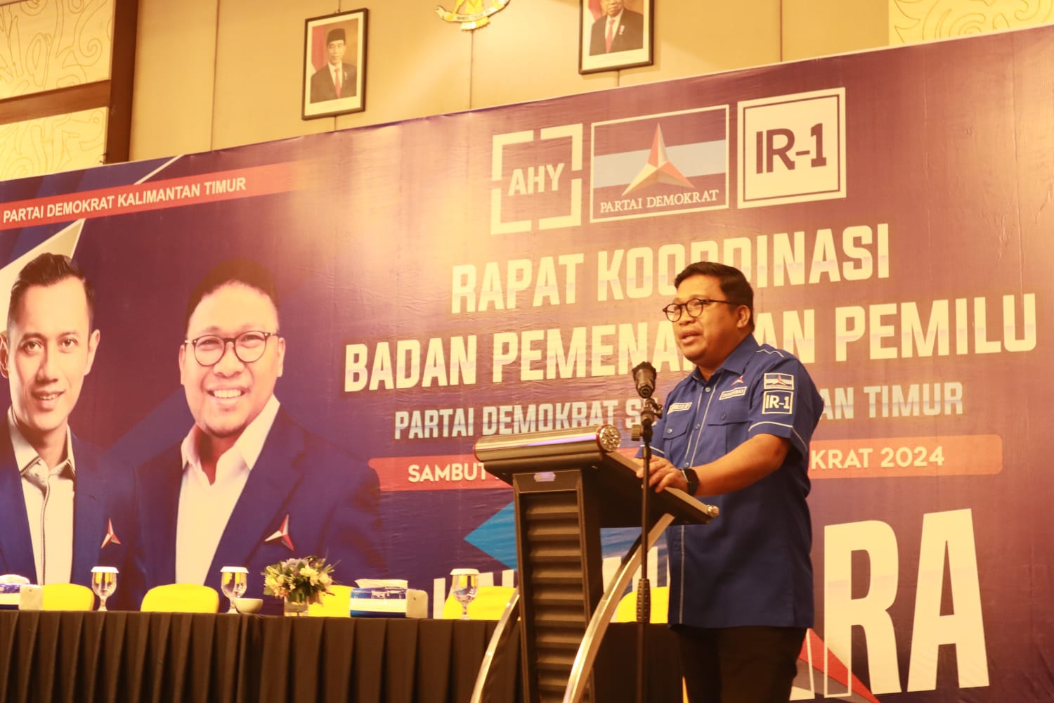 Foto : Ketua DPD Demokrat Kaltim, Irwan membagikan pengalamannya saat tiga minggu terakhir berkeliling menemui masyarakat di Kaltim di Rakor Bappilu hari ini.