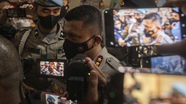 FOTO : Kadiv Propam Polri nonaktif Irjen Ferdy Sambo memenuhi panggilan Timsus bentukan Kapolri soal kasus penembakan Brigadir J.