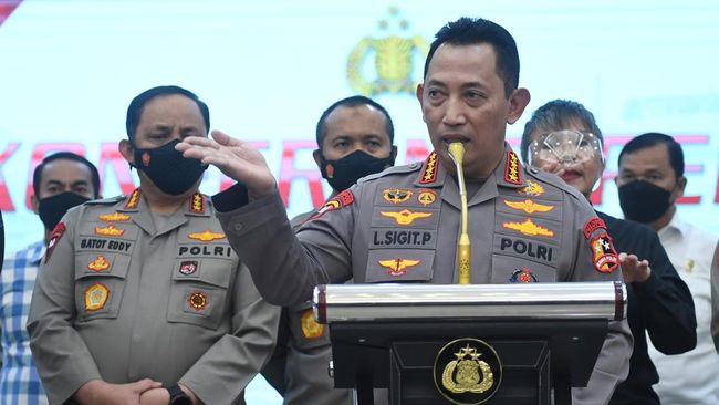 FOTO : Kapolri Jenderal Listyo Sigit Prabowo diminta memecat 31 anggota yang melakukan pelanggaran etik di kasus kematian Brigadir J