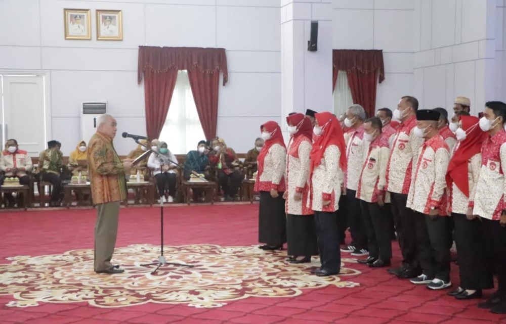 FOTO : Gubernur Kaltim, H Isran Noor