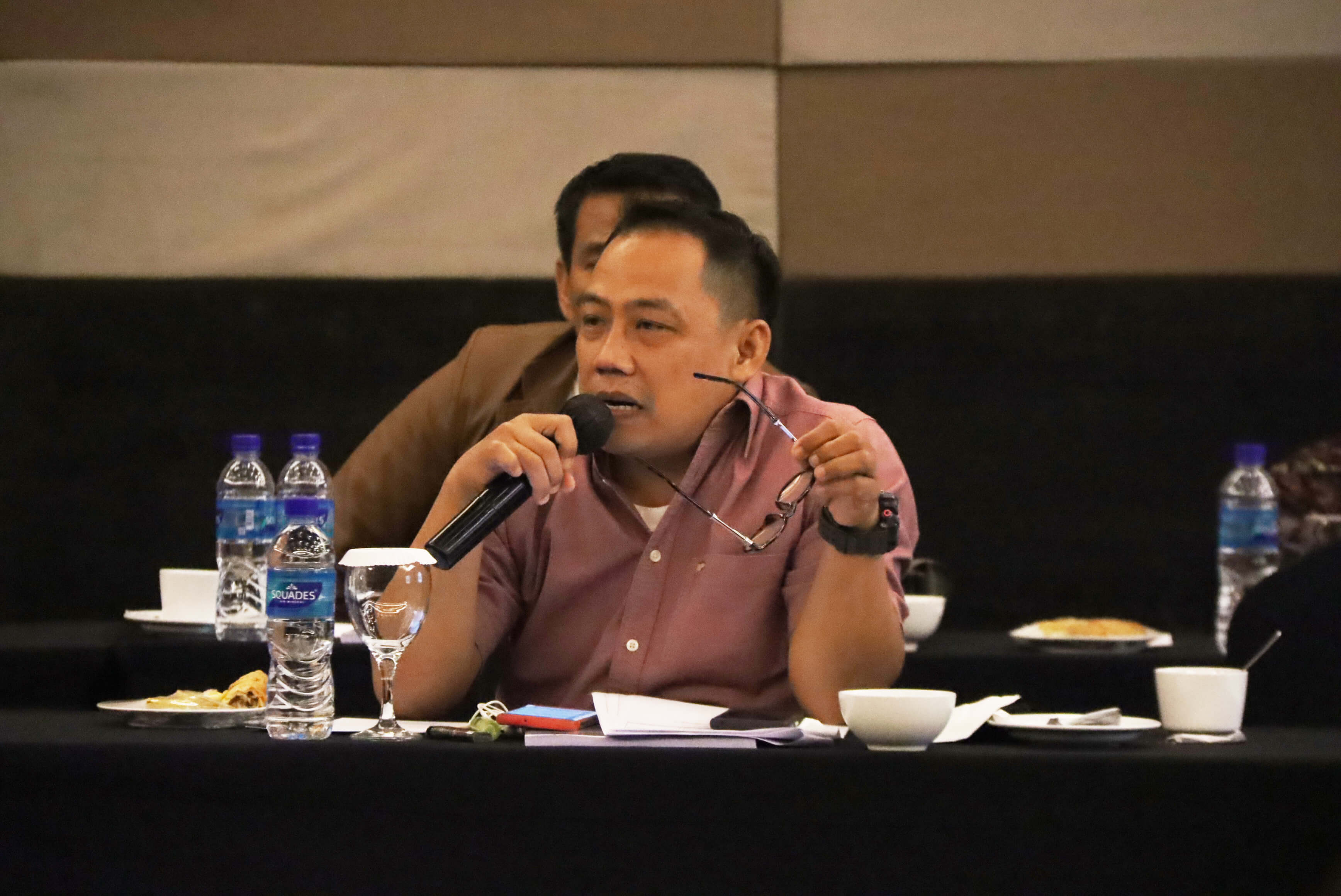 FOTO : Ketua Pansus Raperda Kesenian Daerah Kaltim, Sarkowi V Zahry