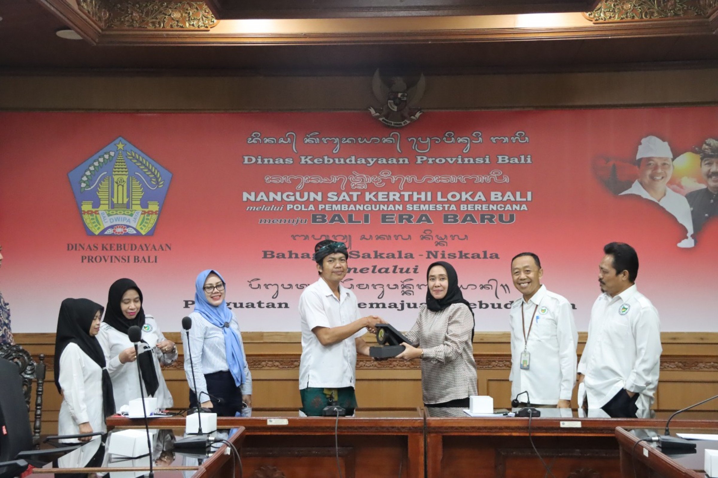 DUKUNG: Pansus DPRD Kaltim pembahas Raperda Kesenian, dipimpin Wakil Ketua Pansus Mimi Meriami BR Pane melaksanakan kunjungan ke Dinas Kebudayaan Provinsi Bali