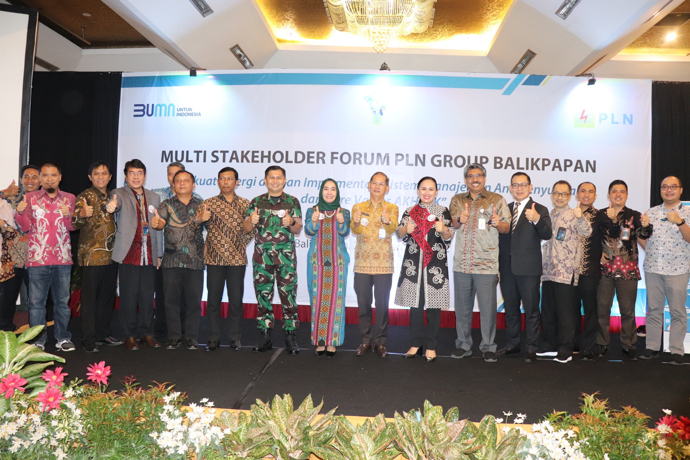 DUKUNG: Anggota DPRD Kaltim Mimi Meriami Br Pane menghadiri acara Multi Stakeholder Forum PLN Group Balikpapan, Selasa (28/9).