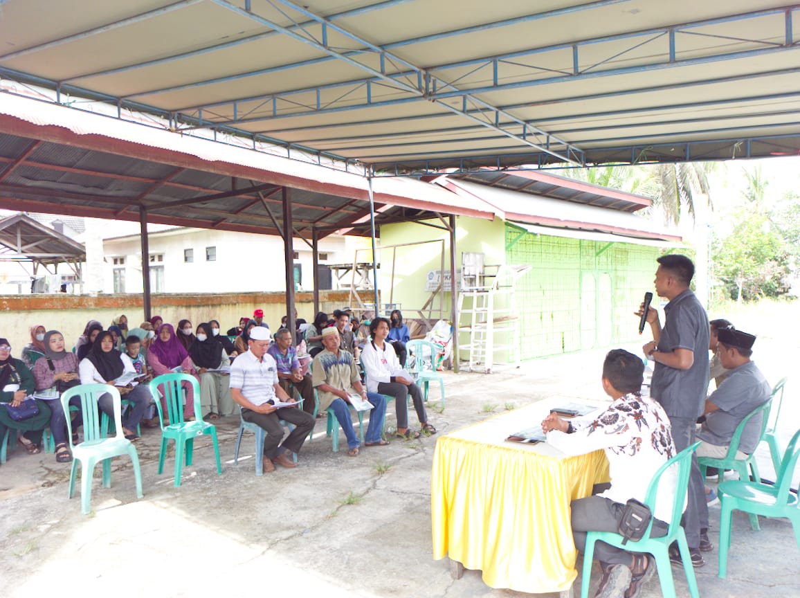 PAPARKAN: Anggota DPRD Kaltim Sutomo Jabir saat Sosialisasi Peraturan Daerah P4GN di Berau, Sabtu (23/10).