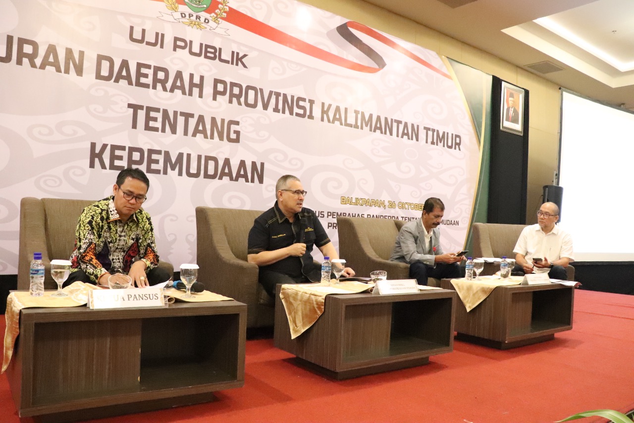 UJI PUBLIK : Pembahasan Ranperda Kepemudaan Memasuki Tahap Uji Publik, pelaksanaan Uji Publik ini digelar, Rabu (26/10) di Hotel Platinum Balikpapan