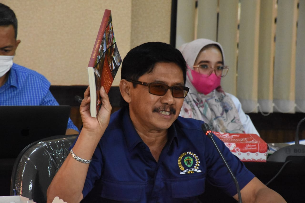 FOTO : Anggota DPRD Kaltim Baharuddin Muin