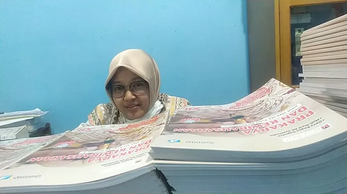 FOTO : Koordinator Perpustakaan SMK Negeri 1 Samarinda, Lundi.