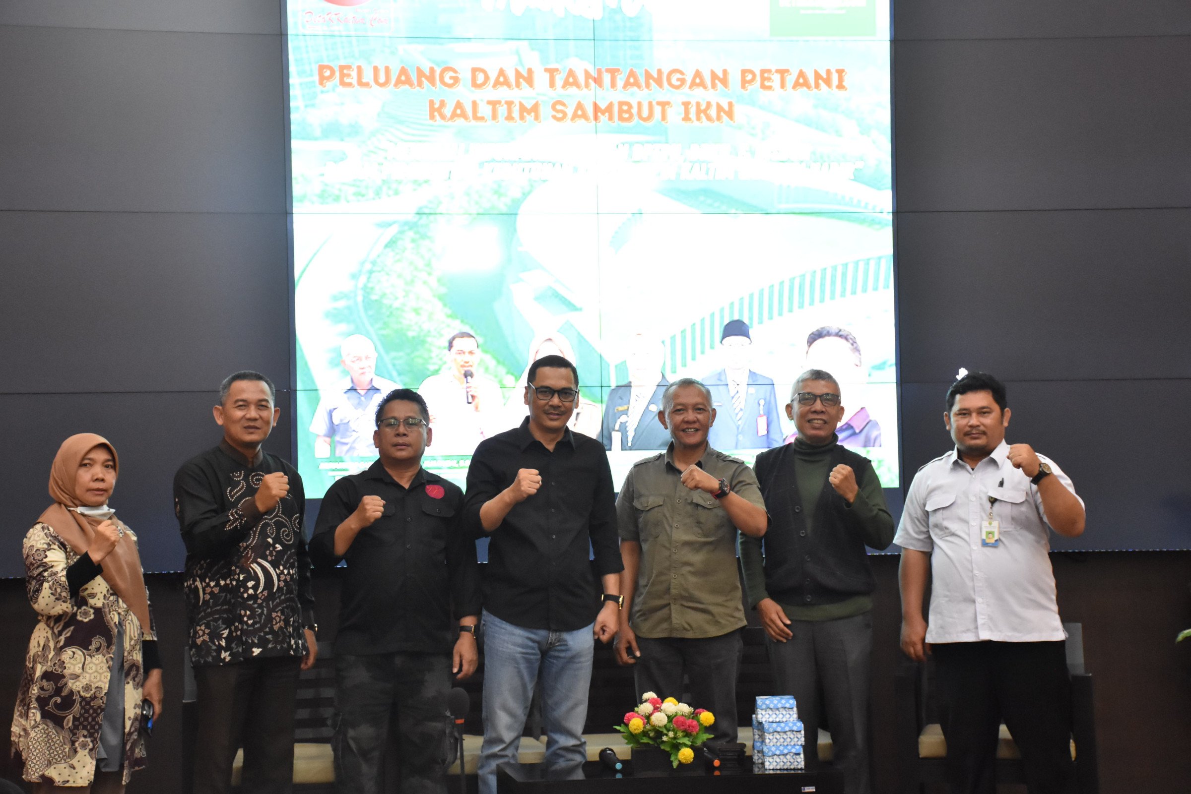 FOTO : Wakil Ketua DPRD Kaltim Muhammad Samsun menghadiri HUT Detakkaltim.com yang ke 7, kesempatan tersebut dimanfaatkan dengan membuka diskusi yang membahas terkait tantangan dan peluang pertanian menyambut Ibu Kota Nusantara (IKN)