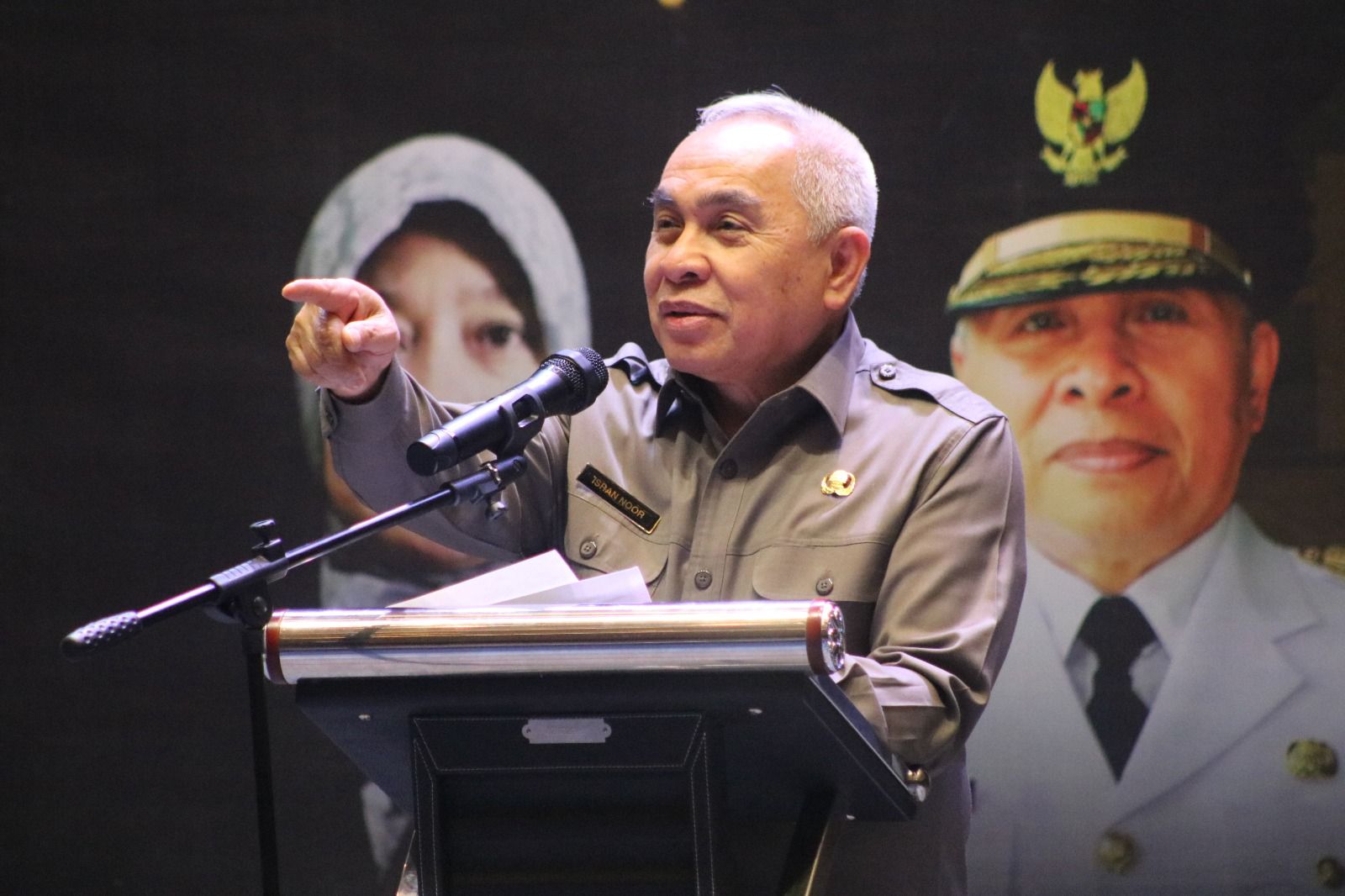 FOTO : Gubernur Kaltim, H Isran Noor.