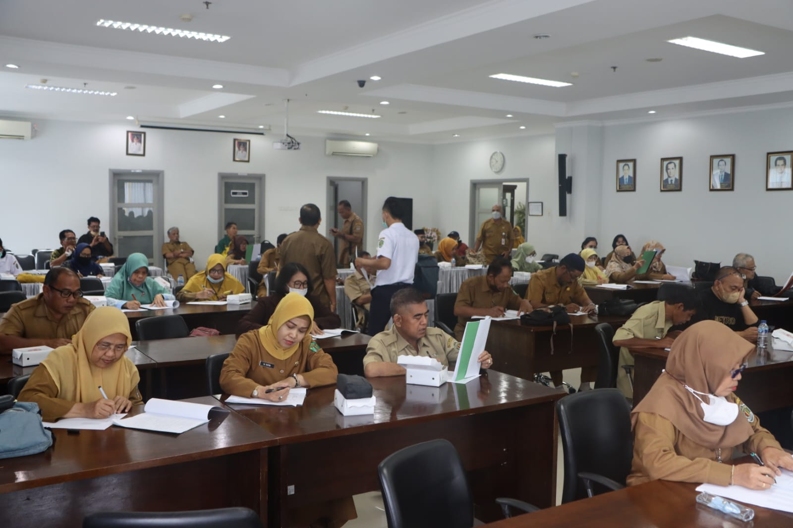 ABDI NEGARA: Aparatur Sipil Negara (ASN) saat mengikuti seleksi untuk penerimaan penghargaan ASN berprestasi di lingkungan pemerintah Provinsi Kalimantan Timur.