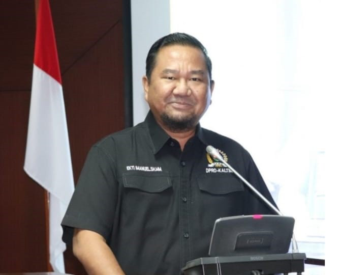 FOTO : Anggota Komisi III DPRD Kaltim Dapil Kutai Barat Ekti Imanuel.