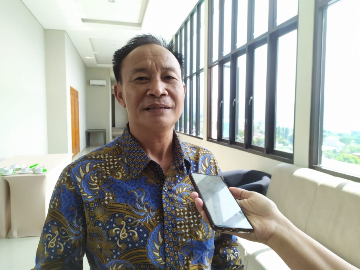 FOTO : Kepala Diskominfo Kubar, Rustam.