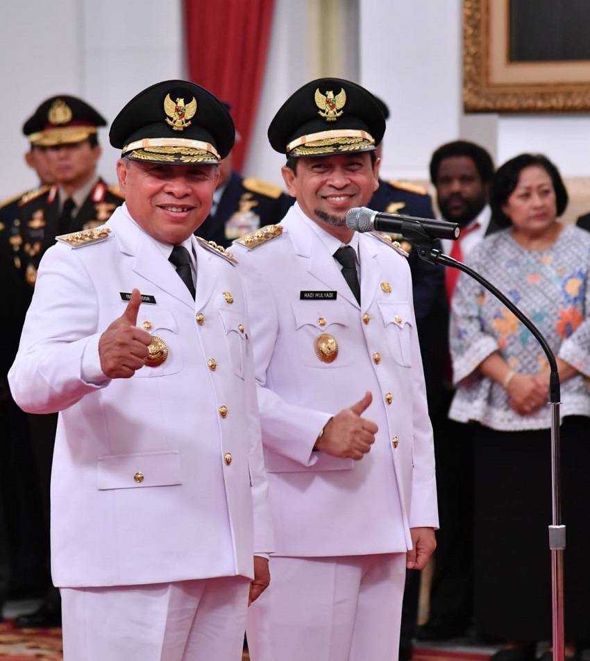 FOTO : Gubernur dan Wakil Gubernur, Isran Noor - Hadi Mulyadi.