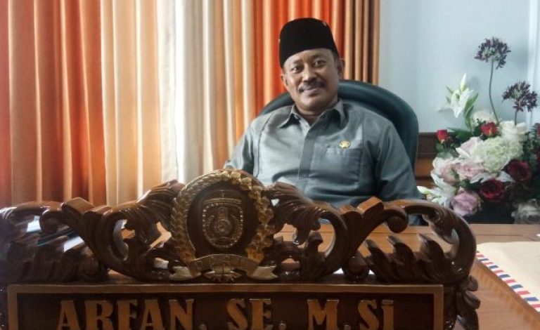 FOTO : Wakil Ketua II DPRD Kutim, Arfan.