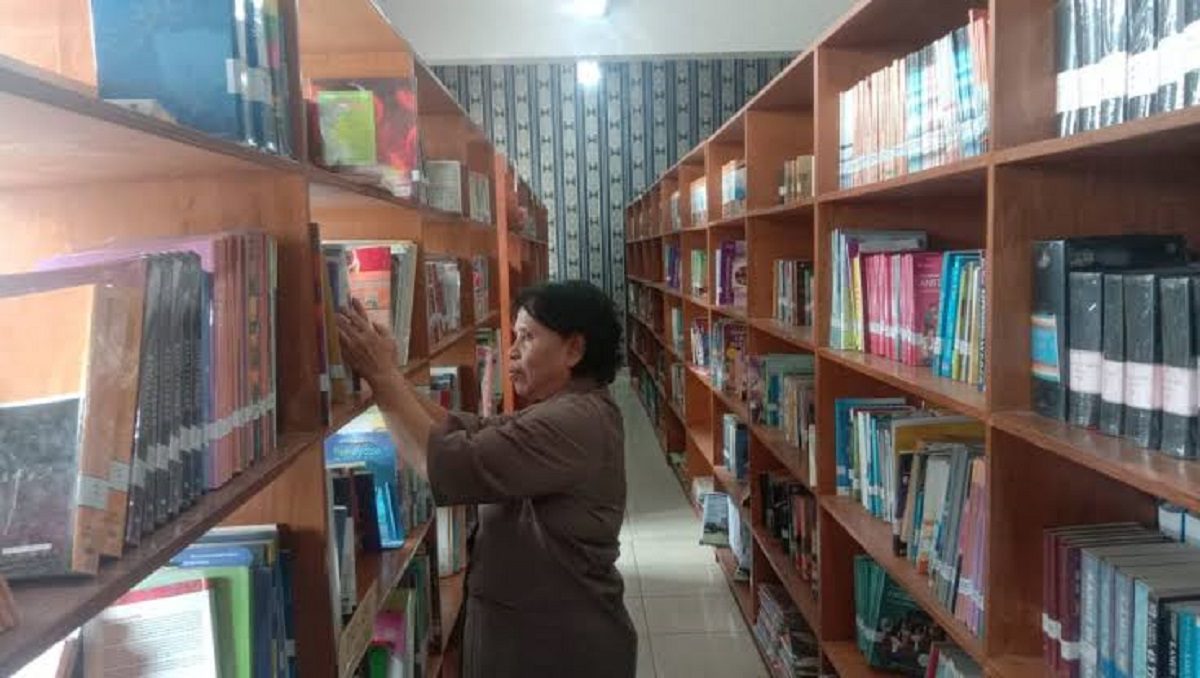 TAKKAN TERGANTI: Perpustakaan akan menyesuaikan diri dengan teknologi yang terus berkembang.