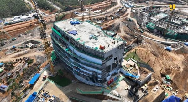 FOTO : Kementerian Pekerjaan Umum dan Perumahan Rakyat (PUPR) melaporkan progres konstruksi infrastruktur dasar IKN Tahap 1 telah mencapai 62,65%. Ditargetkan pembangunan IKN Tahap 1 bisa rampung pada 2024. (Foto: Dok. Kementerian PUPR)