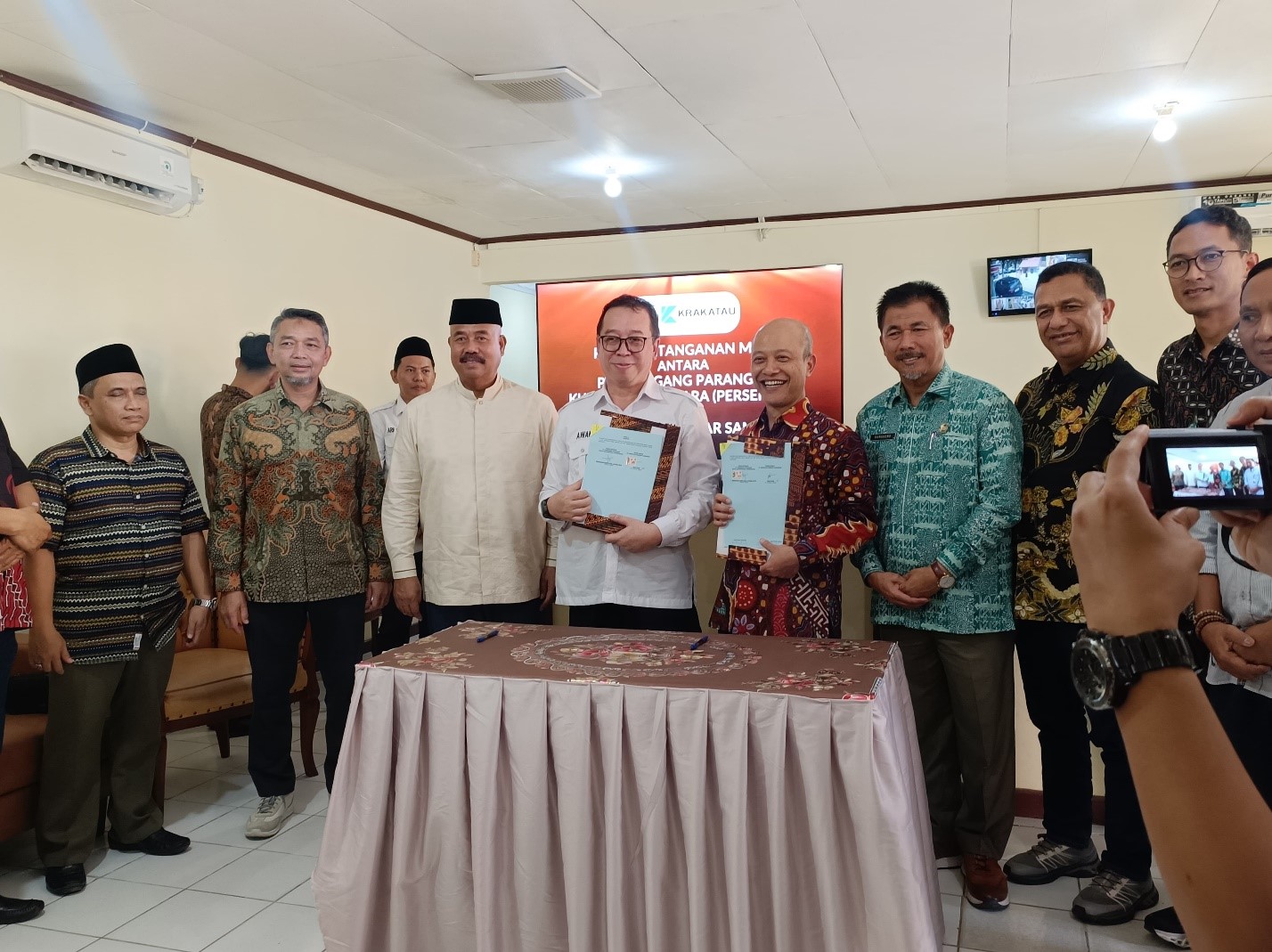Edi Damansyah, Bupati Kukar Mendampingi Penandatangan Mou