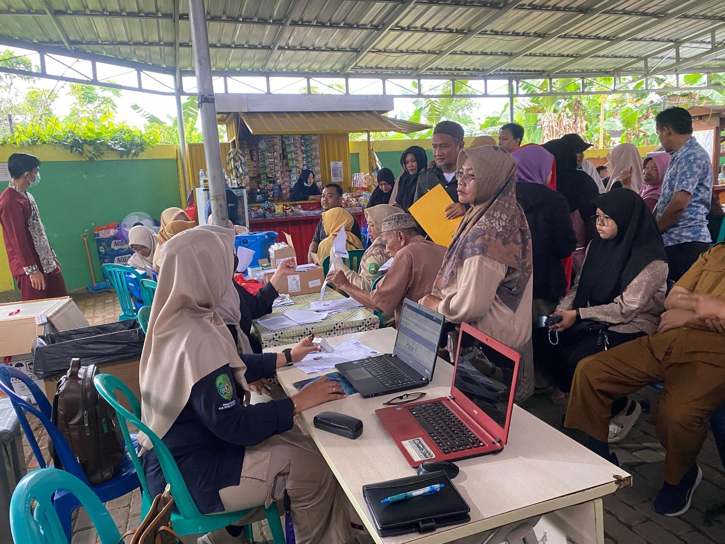 Foto: Pelayanan vaksinasi bagi para jemaah haji.