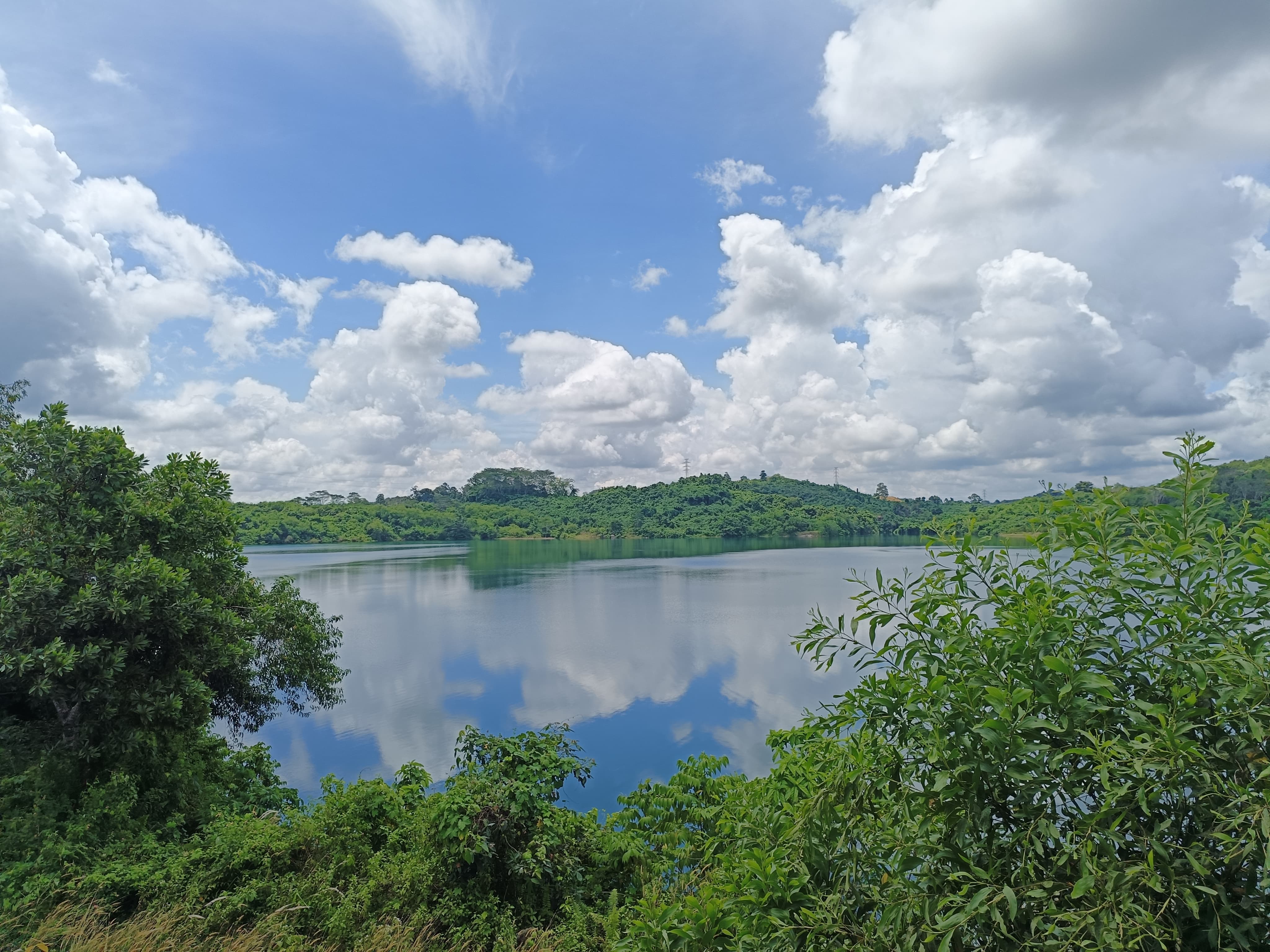 Destiwisata Danau Loa Pari