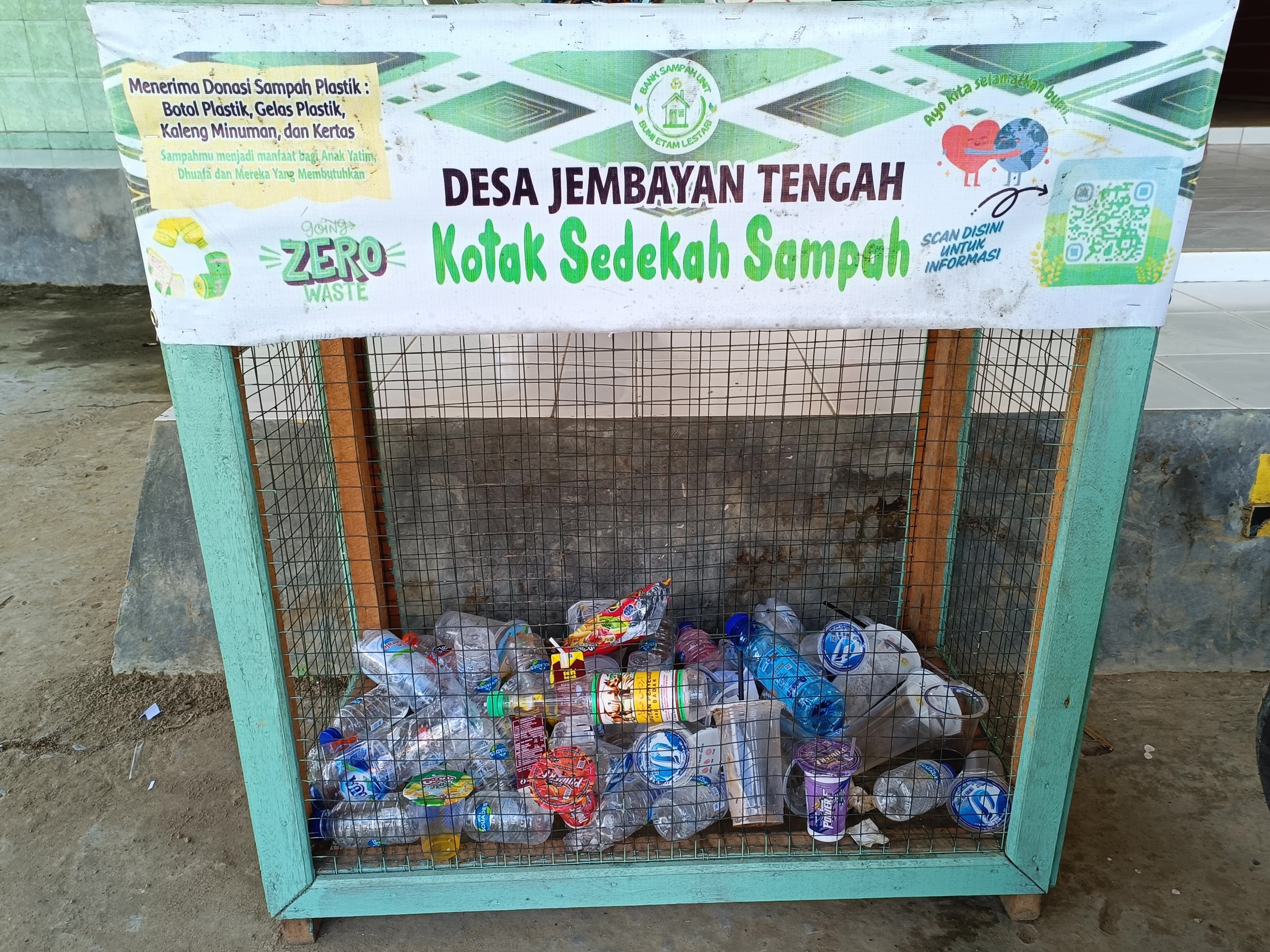 Kotak Sedekah Sampah