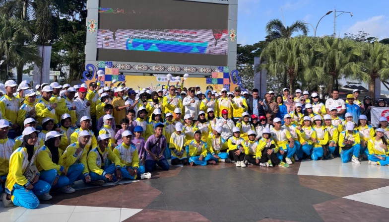 Pemerintah Provinsi Kalimantan Timur (Pemrov Kaltim) melepas 813 kontingen untuk berlaga di Festival Olahraga Rekreasi Nasional (FORNAS) VIII