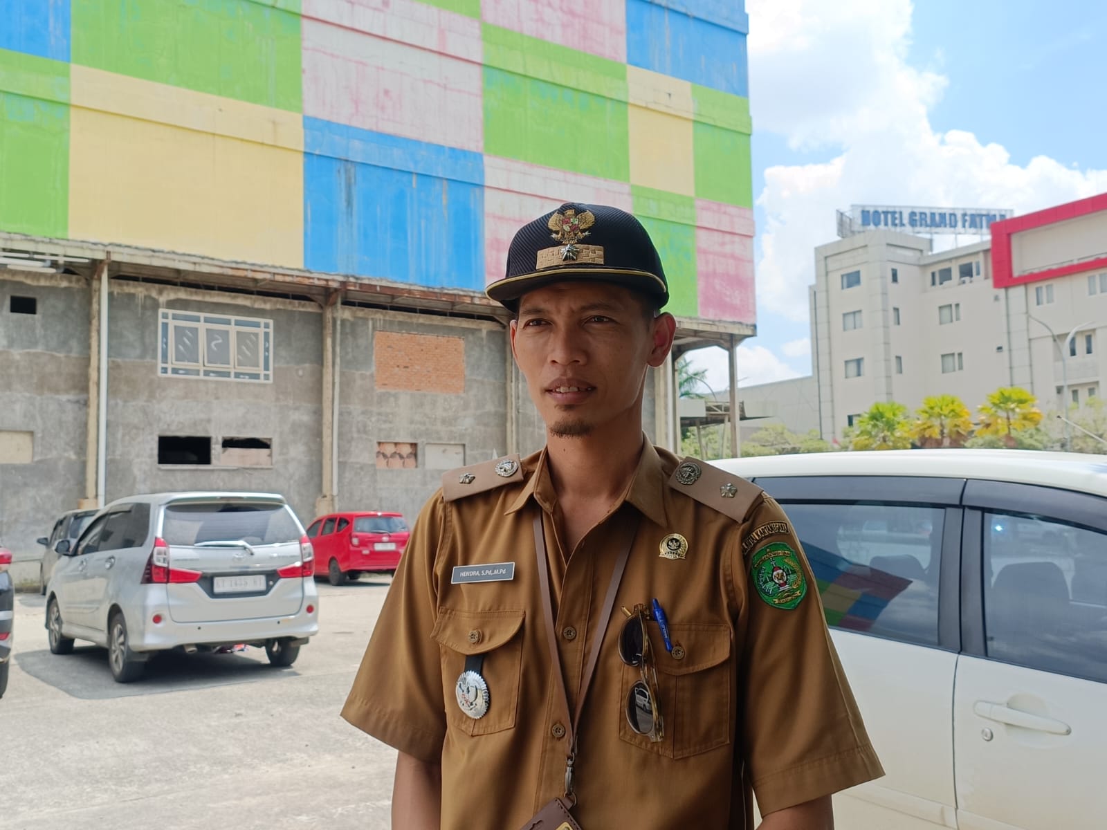 Hendra, Kades Muara Kaman Ulu